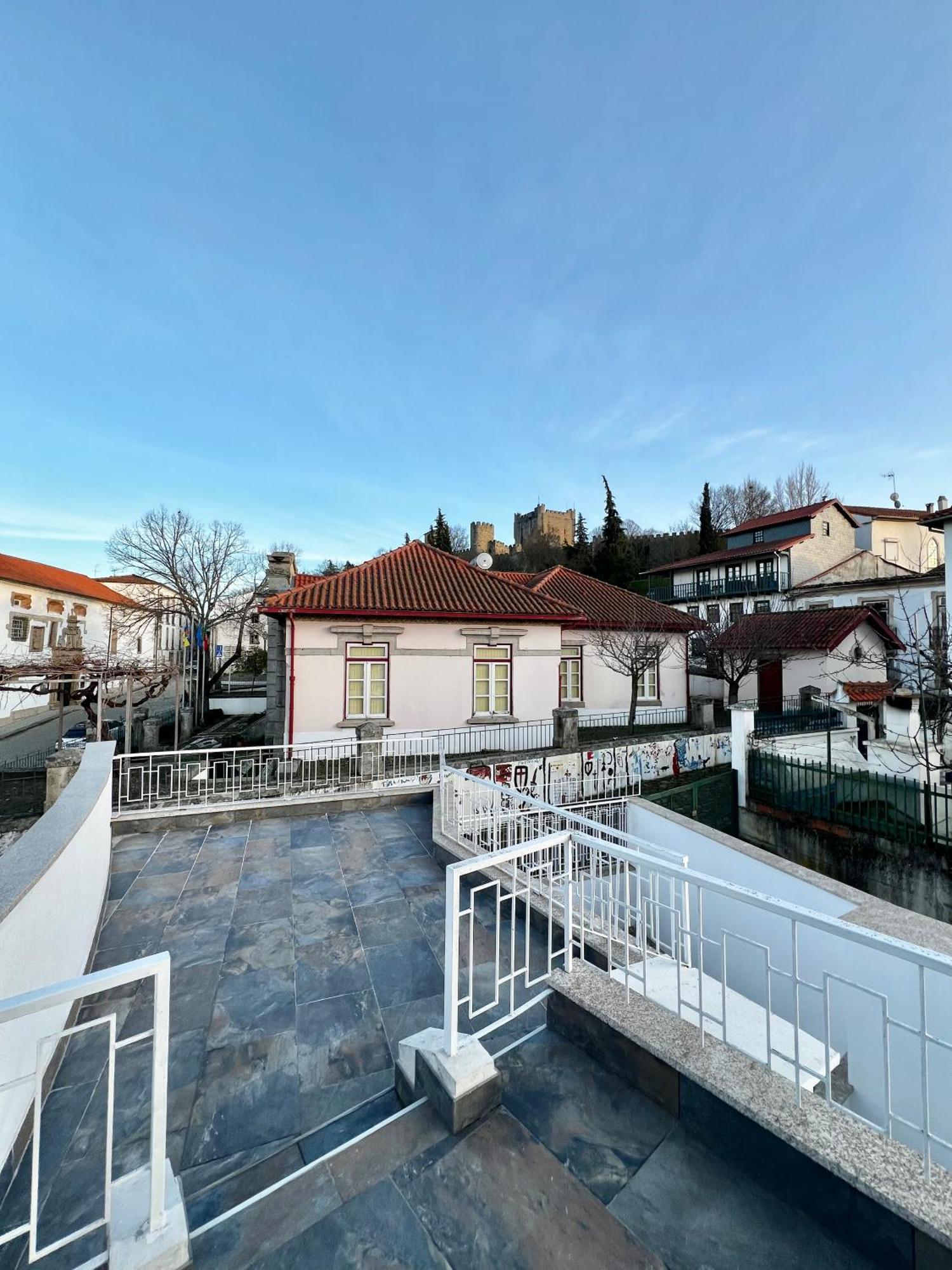 Cantinho Do Castelo Braganca Bagian luar foto